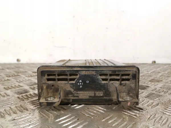 Subaru FBZ7840 Brandstofdampfilter OEM image 3