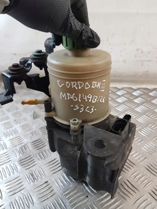 Pompe de direction OEM 6Q0423155AA pour SEAT Cordoba II image 6