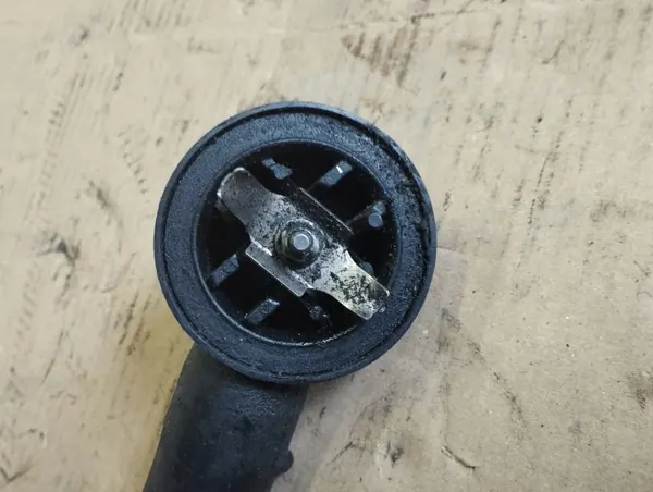 Tuyau de Remplissage d'Huile OEM A6510160229 Mercedes image 4