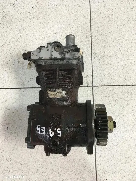 Gebrauchter Luftkompressor für Iveco Eurocargo 5.9 image 2