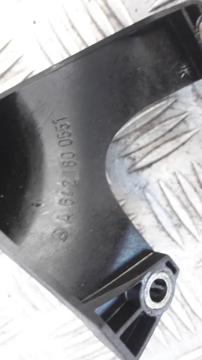 Mercedes-Benz Ölfilterbecherrohr - Gebrauchtes OE-Teil image 3