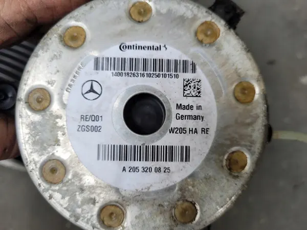 Mola de Suspensão Traseira Direita Mercedes C 350 W205 image 4