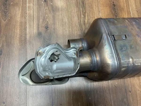 Silencieux Porsche 911 OEM 992251053 image 6