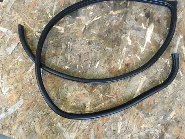 OEM HYUNDAI I30 I 07-12 Vänster framdörrtätning image 3