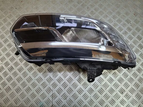 Dacia Sandero II Logan Oikea Etuvalo LED 260108435R image 3