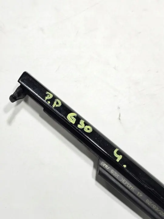 BMW G30 Rechter Voor Schraapstrip OEM G30 image 3