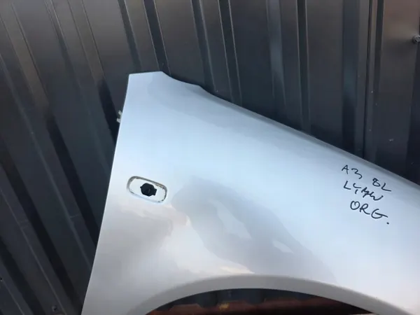 Framre höger stänkskärm OEM LY7W för Audi A3 8L image 5