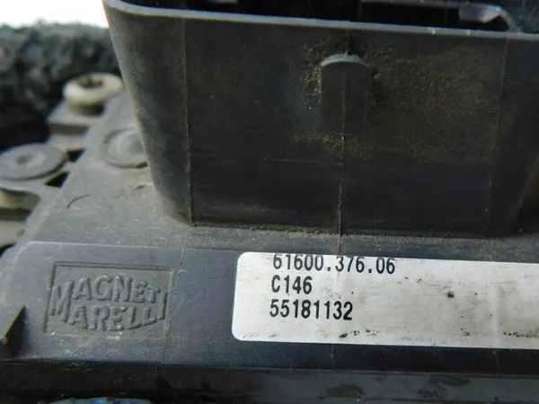 Unité de contrôle moteur 55181132 - Fiat PUNTO II 1.2 8V image 4