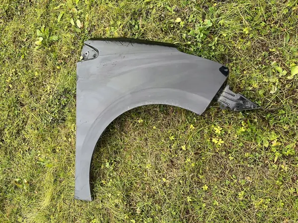 PEUGEOT 208 12-19 Höger Framskärm OEM 57B102 image 4
