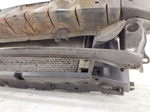 Frontstoßstange Volkswagen Jetta VI 2010 5C0820411F image 10