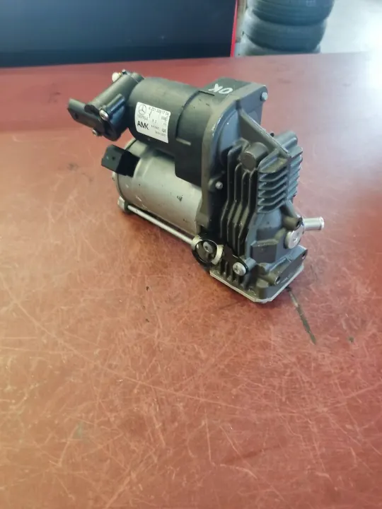 Compresseur d'air Mercedes Classe S W221/W216 OEM A2213201704 image 2