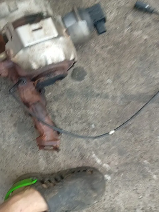 Turboaggregat 03L253056B Vw Tiguan Passat B7 B6 2.0TDI image 3