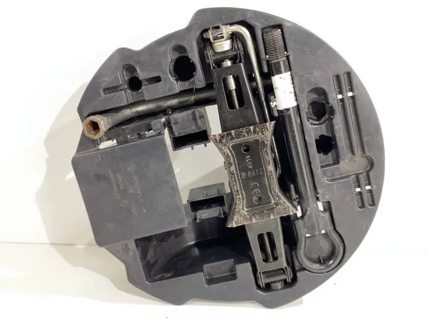 Kit d'outils OEM 997506470R pour Renault Clio IV Hatchback image 2