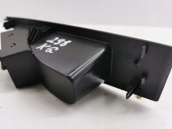 Interruptores de janela traseira esquerda Opel Astra J 2011 OEM 13301888 image 5