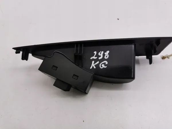 Interruptores de janela traseira esquerda Opel Astra J 2011 OEM 13301888 image 6
