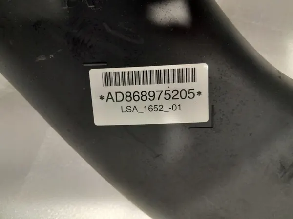 BMW X7 G07 Luftinsugskanal OEM 8689752 Höger sida image 4