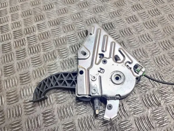 Mercedes-Benz Handbromsspak OEM A2044200084 image 4