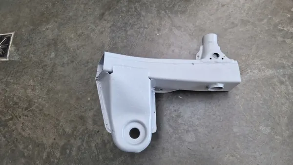 Support de cadre OEM 1998R > 2012R LEWA avant gauche Suzuki Jimny image 2