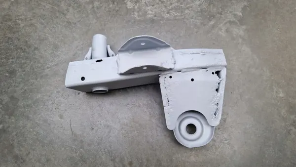 Support de cadre OEM 1998R > 2012R LEWA avant gauche Suzuki Jimny image 4