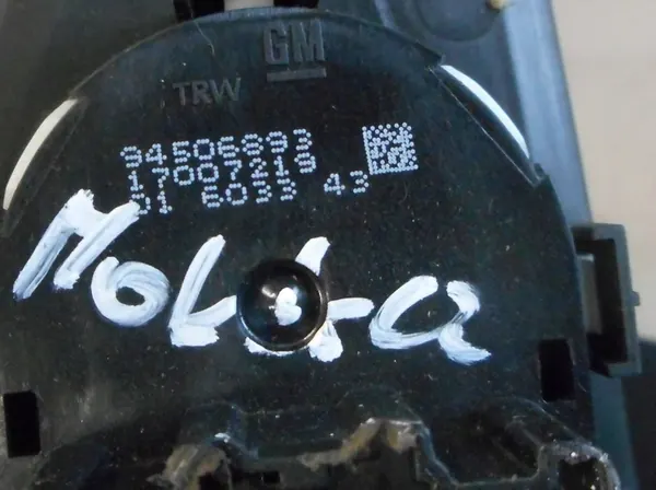 Interruptor de janela dianteira esquerda Opel Mokka A 13305011 image 4