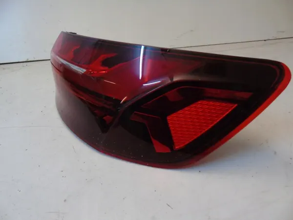 Audi A4 B9 berlina lámpara trasera 8W5945092AC image 2