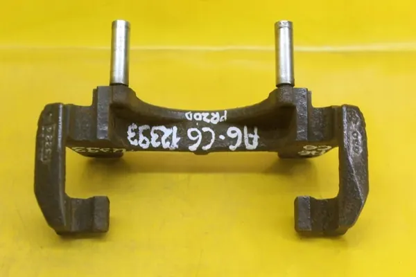 OEM 3224 12393 Voorste Klembeugel Links & Rechts Audi A6 C6 image 9