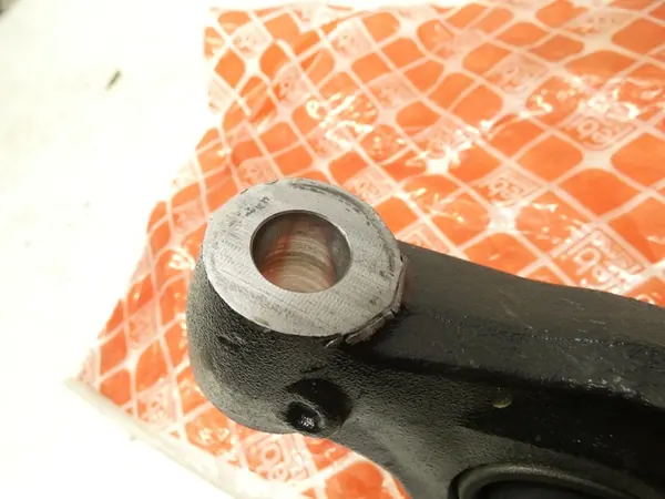 Braccio di controllo inferiore Febi Bilstein, X-Drive image 4