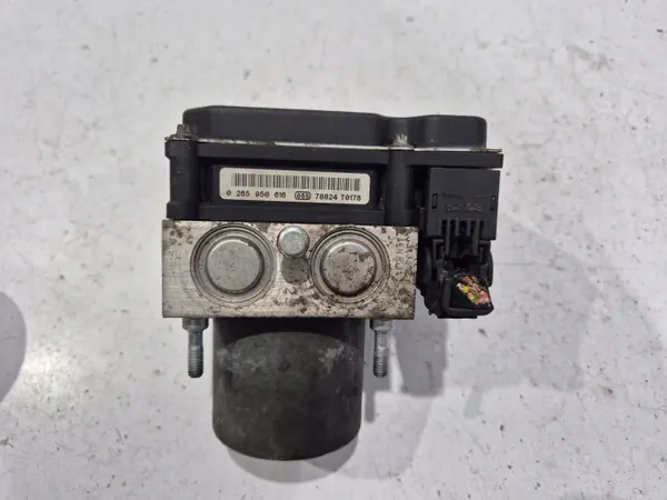 Pompe ABS OEM 47660JD01B pour Nissan Qashqai J10 image 4
