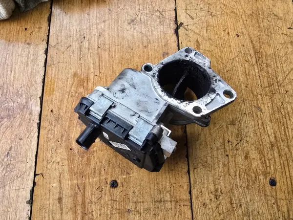 Corps de papillon OEM 5802766457 pour Iveco Fiat 3.0 HPI image 4