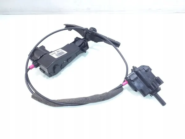 Protector de borde puerta Ford Kuga III OEM LV4B-S247B50-AA image 2