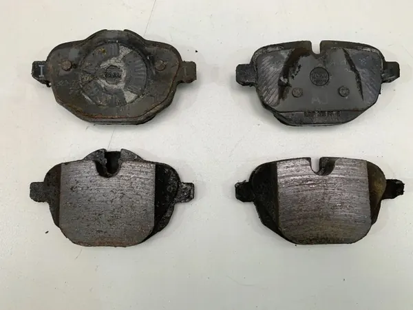 Plaquettes de frein arrière BMW 5 F10 F11 OEM 8847062 image 2