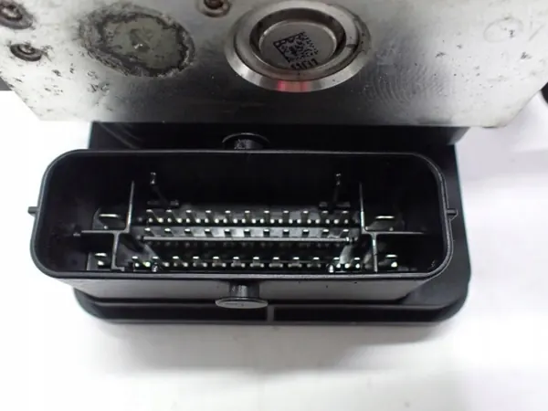 Pompe ABS JY16-2B373-AB pour Ford Transit Courier image 7