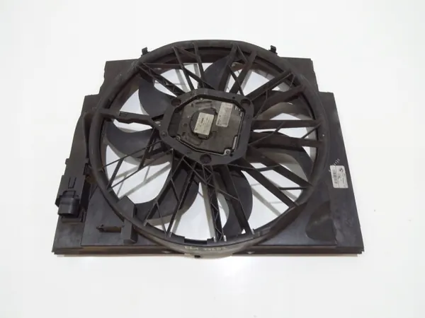 Radiator Fan BMW E60 E61 530D M57 OEM 7561712 image 2