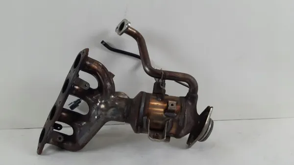 Toyota C-HR 1.8 Hybrid Katalysaattori OEM 1143425393 image 2