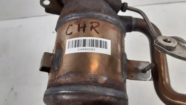 Toyota C-HR 1.8 Hybrid Katalysaattori OEM 1143425393 image 6