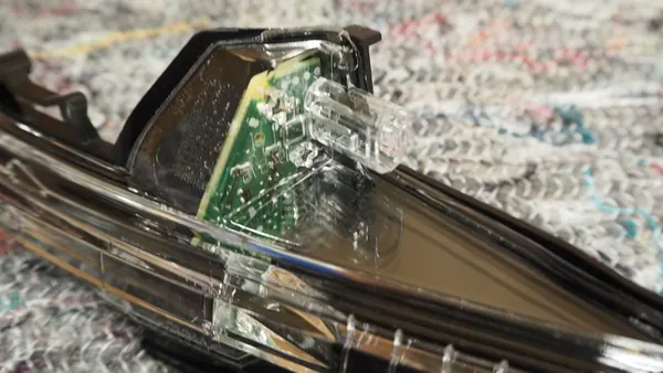 Indicador de Espelho Lateral Esquerdo Audi Q5 Q7 II 2 image 4