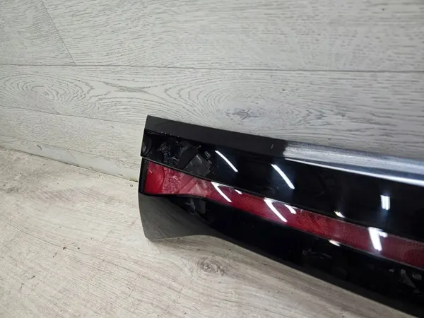 OEM 2GM827577D Achterklep Bekleding met Camera image 4
