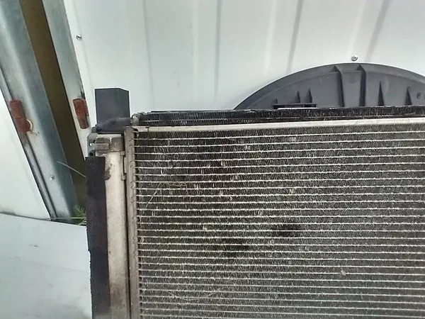 MERCEDES C-KLASA W203 Kylarrubrik A2035000593 image 3