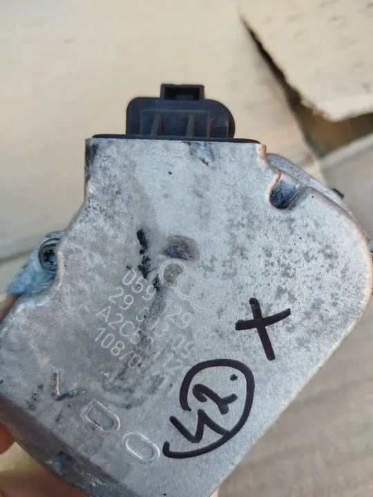 AUDI A4 B7 2.7 TDI BPP Atuador de Coletor 059129086M image 3