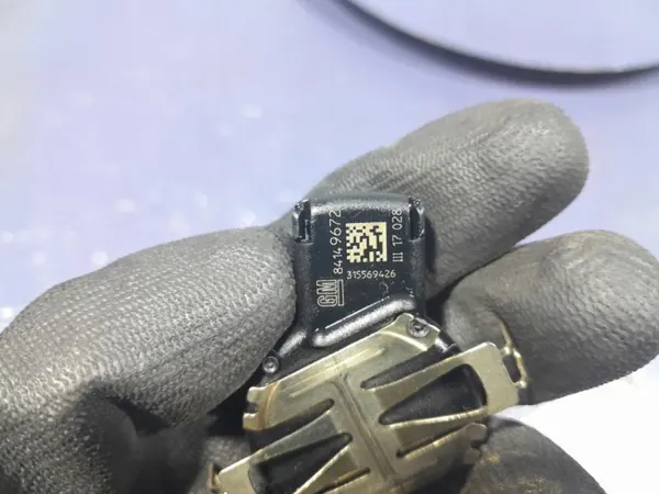 Sensor de chuva Opel Astra V OEM 84149672 - Usado image 4