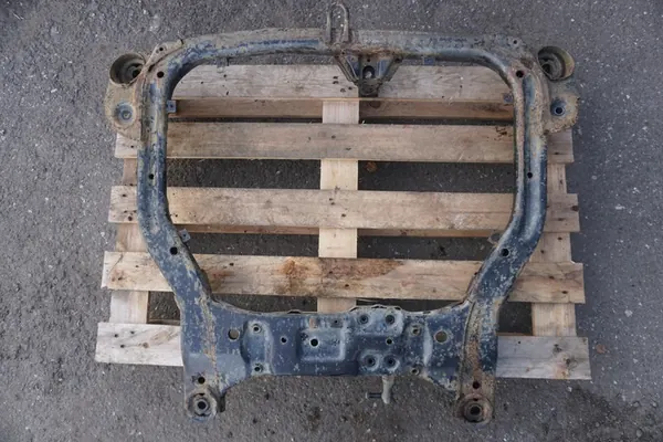 KIA CEED I 2.0 CRDI Suspension Beam 624051H020 image 10