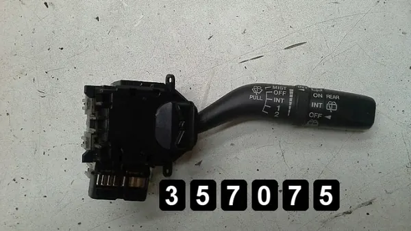 Mazda 6 Kytkin OEM AM-357075 - Vasen Puoli image 2
