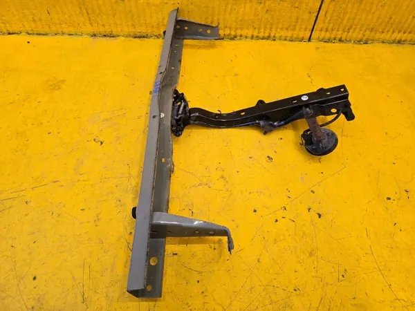 Renfort de direction avant Nissan Leaf I OEM image 3