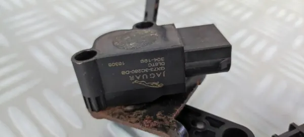 Strålkastarnivåsensor GX73-3C280-DB för Jaguar image 3