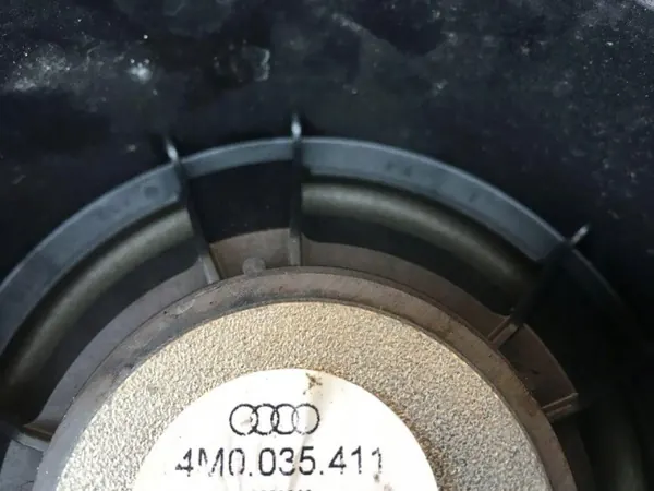 Audi Q7 BOSE Kaiutin Set OEM 4M0035621 Käytetty image 6