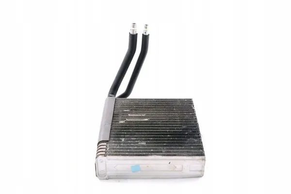 Mercedes W169 W245 Ilmastointikondensaattori image 7