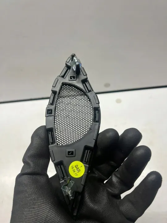 Grelha Subwoofer Usada OEM YQP3936 Audi A4 S4 B9 image 3