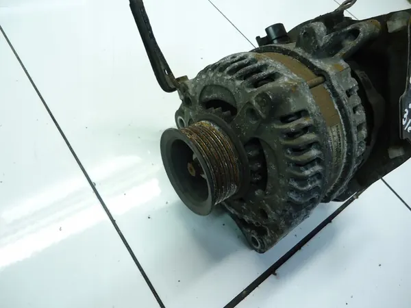 HONDA CR-V III 2.0 I-VTEC Vaihtovirtageneraattori 104210-5370 image 2