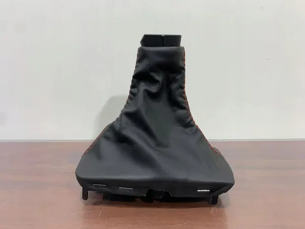Subaru Forester versnellingspook OEM FBZ26447 - Gebruikt image 2