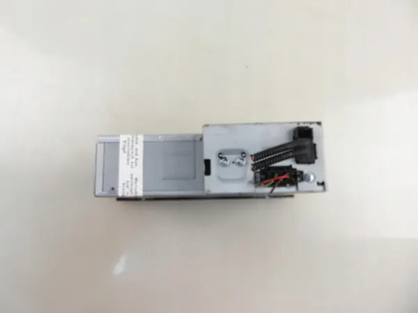 Changer CD Audi d'occasion OEM 4L0910111A image 3